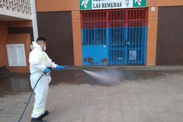 La limpieza exhaustiva llega estos días a La Viña, la costa, Hornos del Rey, Las Remudas y otros barrios (Foto TA)